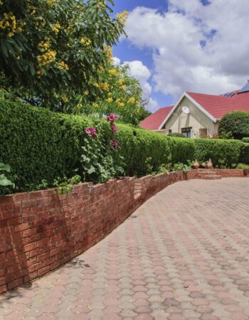 Ebuhleni Guest Lodge