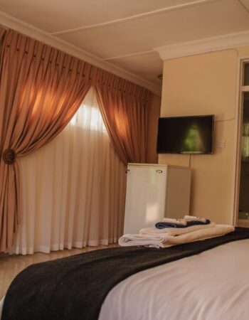 Ebuhleni Guest Lodge