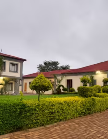Glen Lodge & Tours
