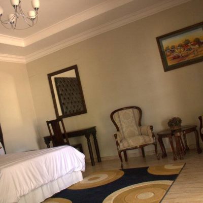 Motsamai Guest Lodge