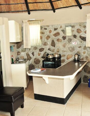 Phomolo Safari Lodge