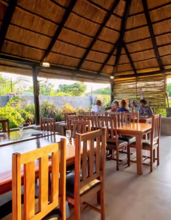 Dzimbahwe Guest Lodge
