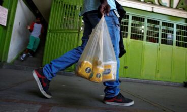 Tanzania bans entry of all plastic