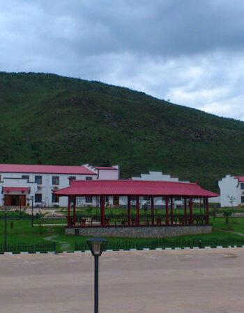 Golden Peacock Villa Hotel