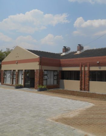 Pebble Rock Lodge