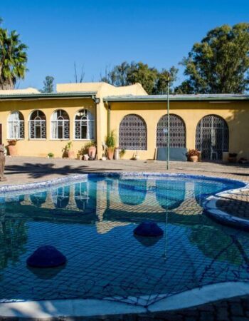 Grand Palm Lodge