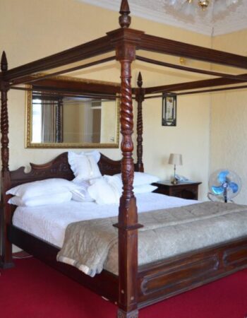 Grand Palm Lodge