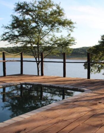 Romelda Lakeside Retreat
