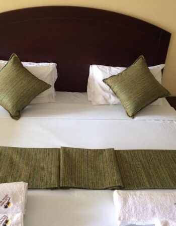 Clevers Lakeview Resort