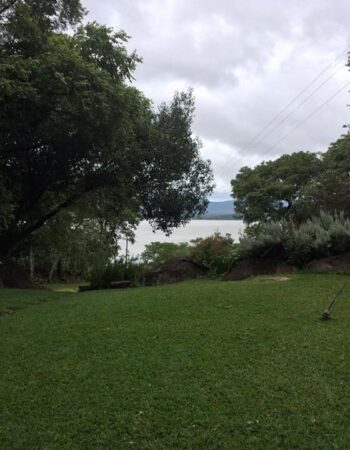 Clevers Lakeview Resort