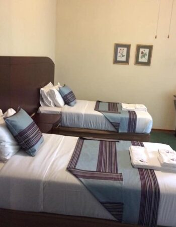 Clevers Lakeview Resort