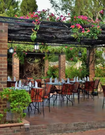 Cresta Churchill Hotel