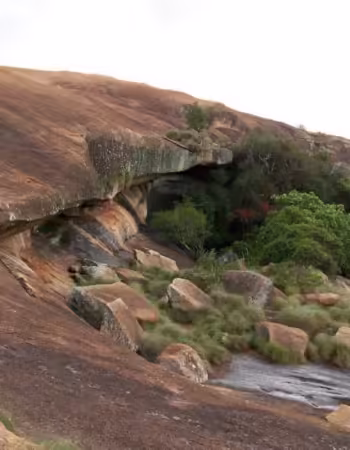 Domboshawa Caves