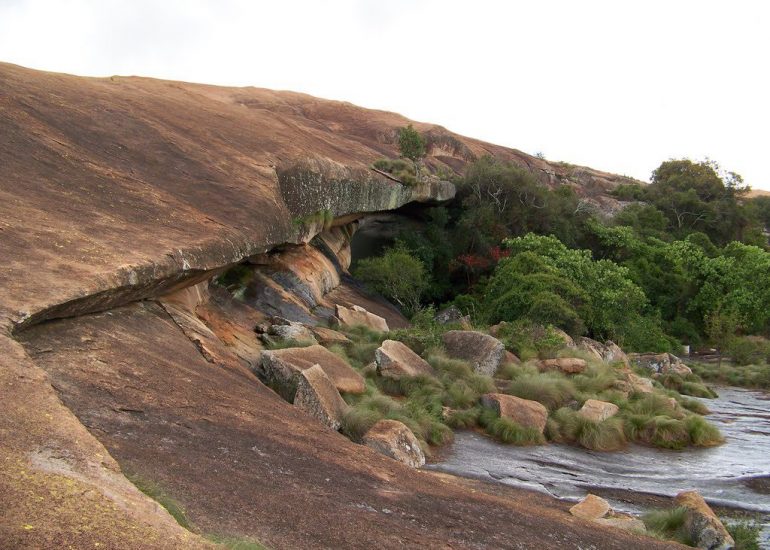 Domboshawa Caves
