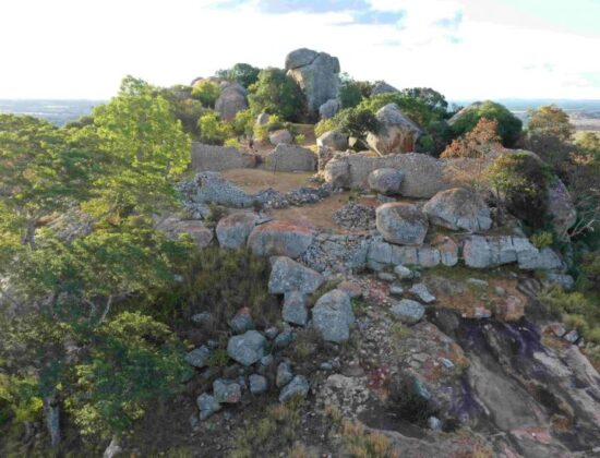 Tsindi Monument