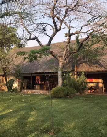 Rusteak Lakeside Cottages