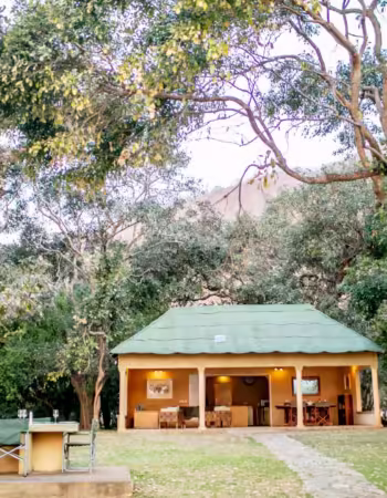 Nyamoumba River Lodge