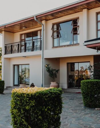 Sarah's Villa