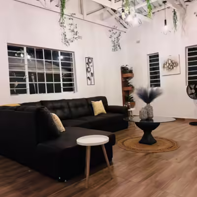 The Ivory Café
