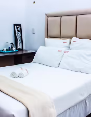 Summit Guest House