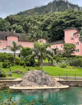 Leopard Rock Hotel