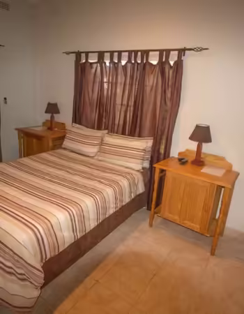 Sherlanga 832 B&B